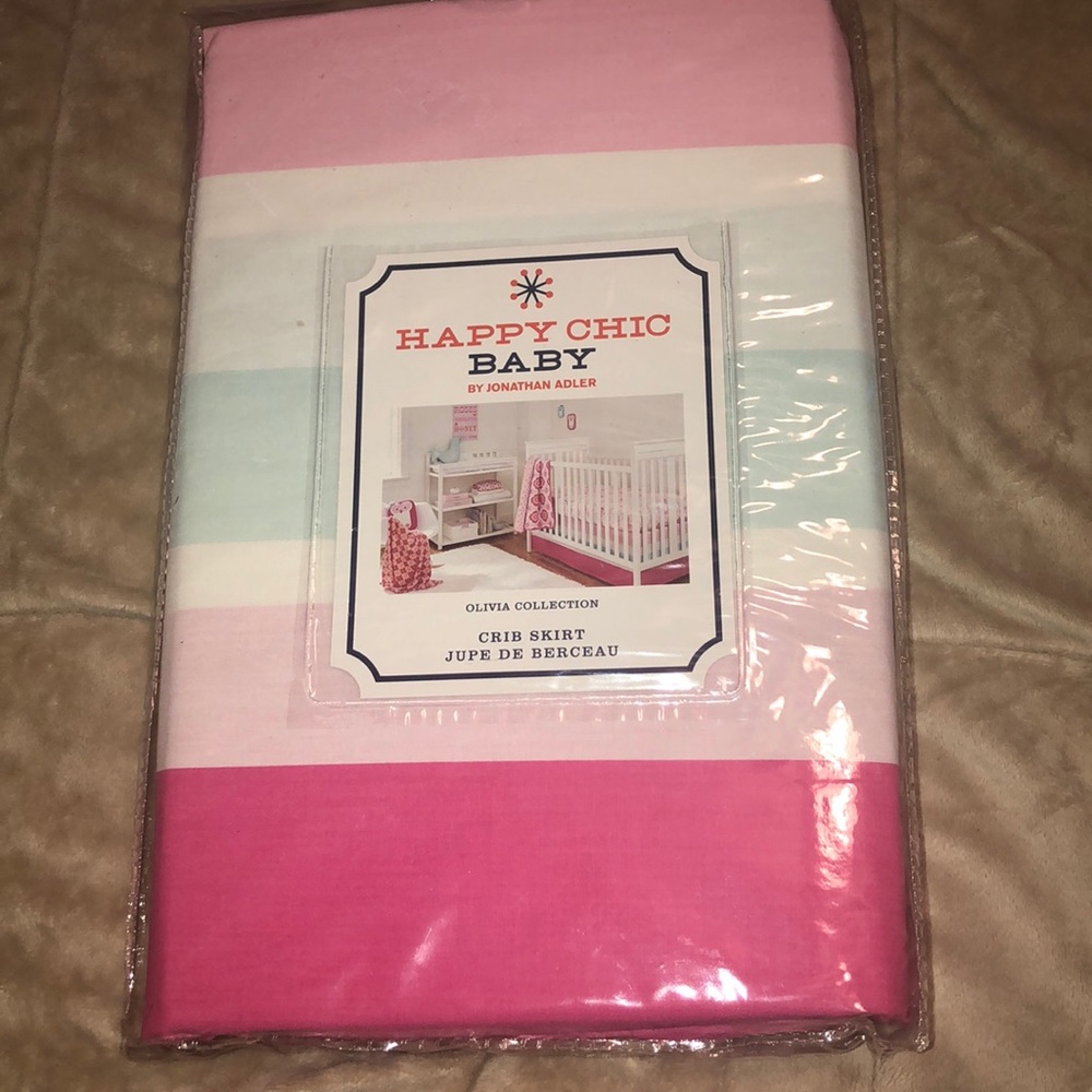 Crib skirt